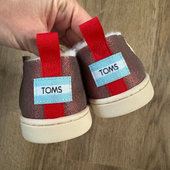 Toms Alpargata Glow In The Dark Sloth Faux Fur Lined Shoes - Picture 5 of 10